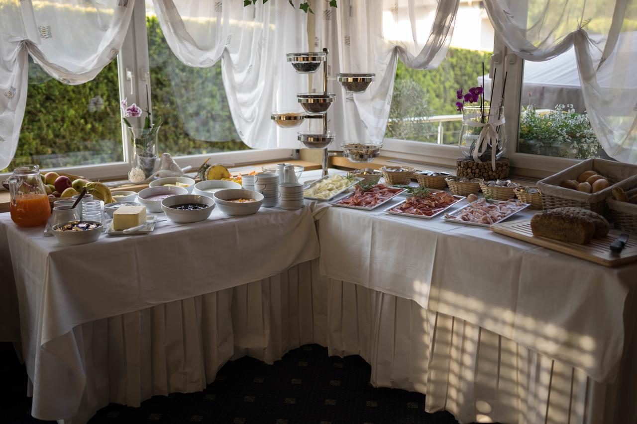 Bed & Breakfast Bergblick Натурно Екстериор снимка