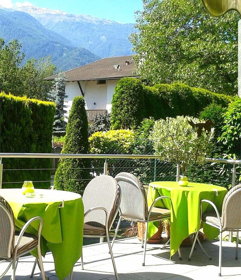 Bed & Breakfast Bergblick Натурно Екстериор снимка